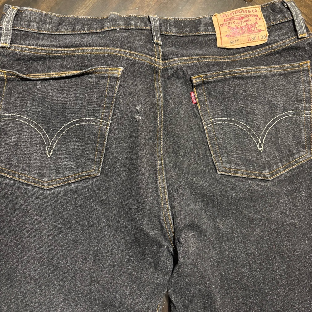 Levi’s Original 501 Straight Leg Button Fly Jeans size 38x30 Charcoal color